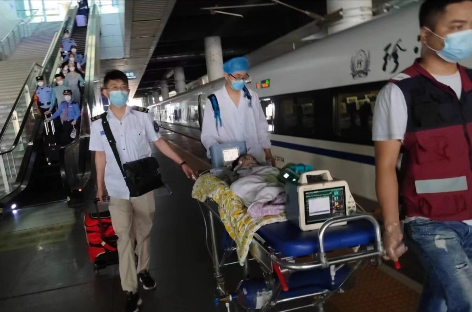 陵水高铁转运公司